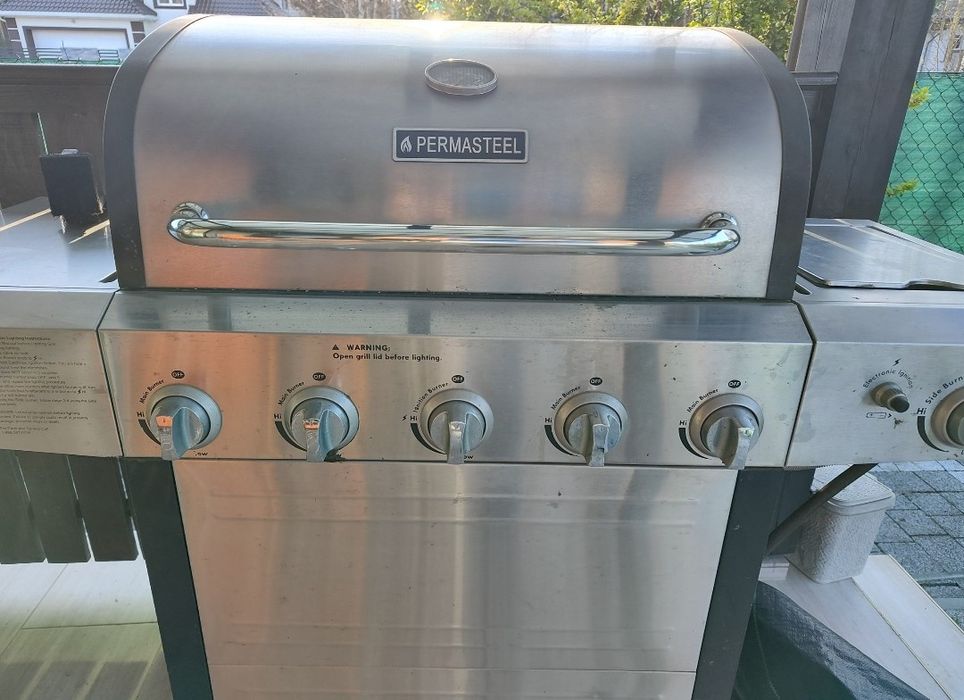 Sprzedam grill używany