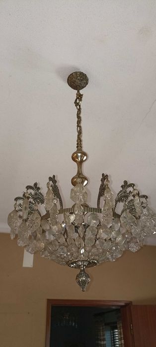 Candeeiro vintage de teto em bom estado