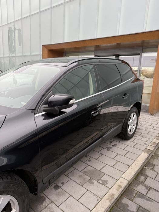 Na sprzedaz Volvo XC60
