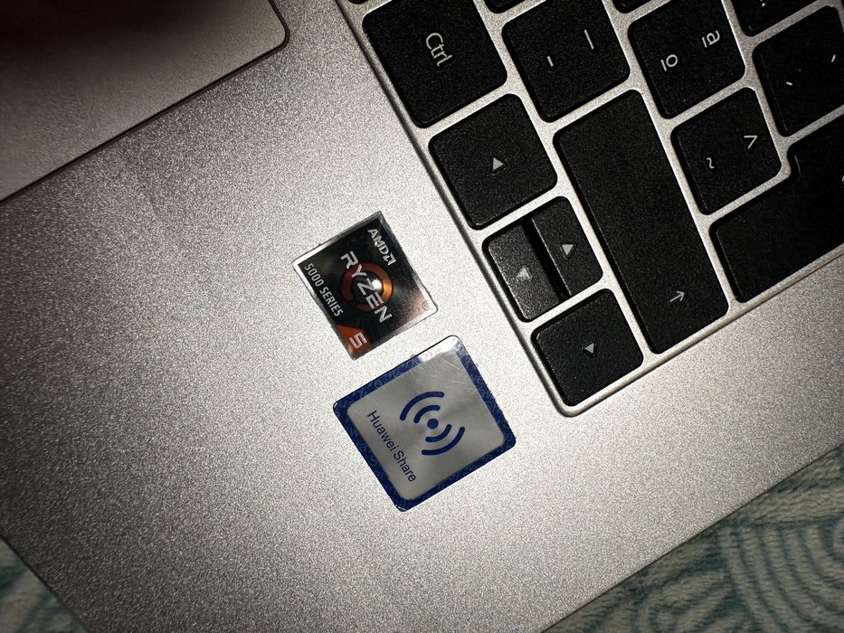 Huawei Matebook D15 15-inch (2019) - Ryzen 5 3500U - 8GB - SSD 256 GB