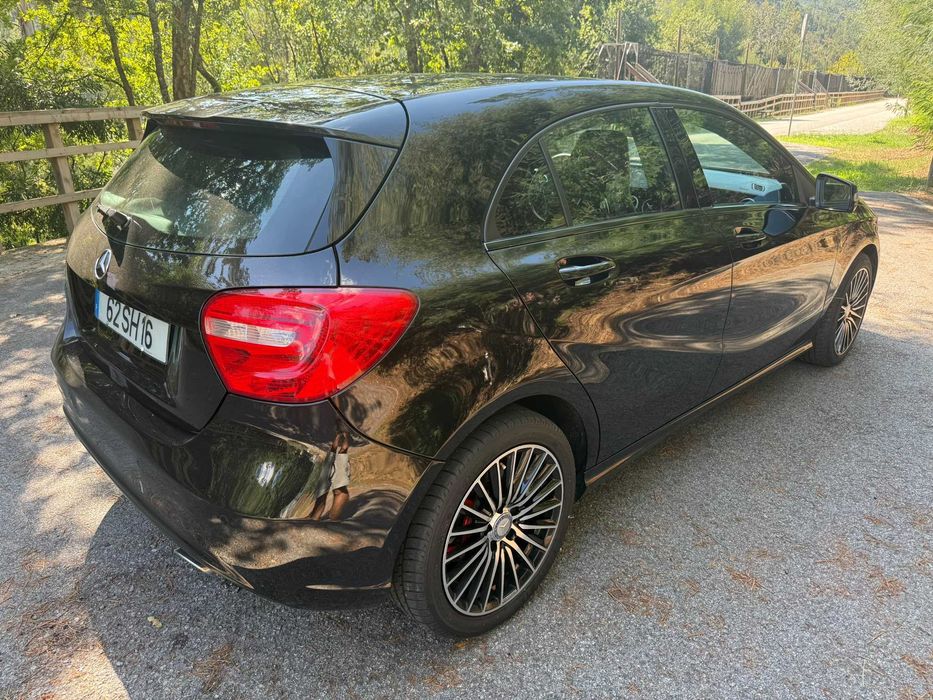 MERCEDES BENZ A180 - Apple CarPlay — photo 3