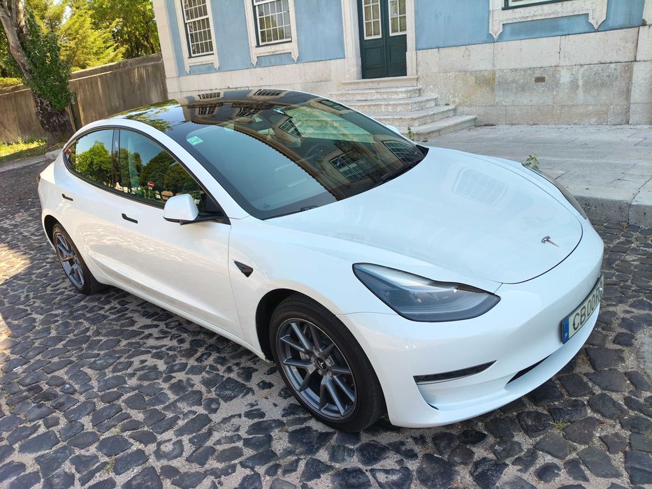Tesla Model 3 Long Range