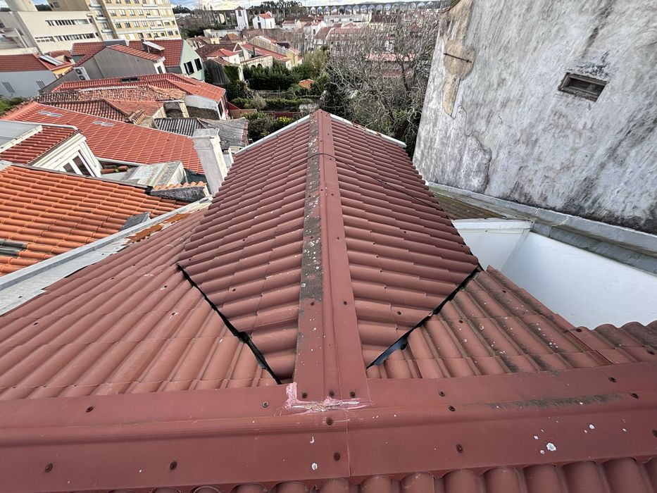 SERVIÇO DE TELHADO + REMODELAÇÃO - Preço Justo e Atendimento Imediato!