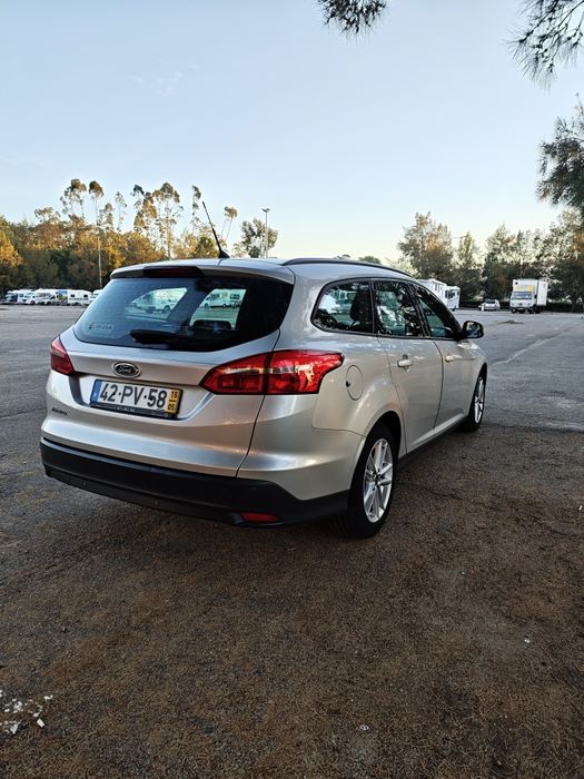 Ford focus SW 1.5 TCDI — photo 3