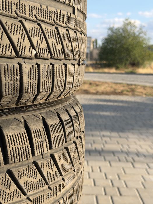 Шини зимові Sailun Ice Blazer Arctic EVO 255/45R19 104V XL