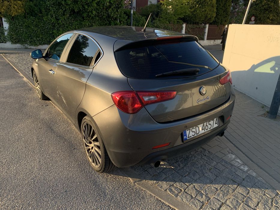 Alfa Romeo Giulietta OC na caly rok 1.4 turbo pakiet QV Line T-jet lpg