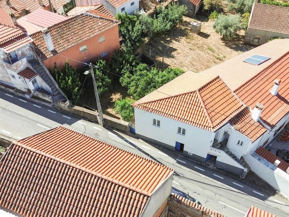 Moradia Tradicional  - Oportunidade de Investimento