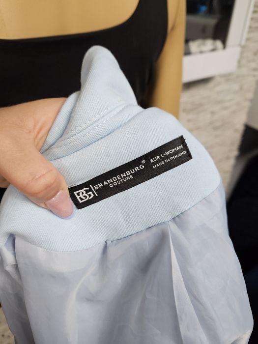 Marynarka dresowa Brandenburg Couture jasnoniebieska rozmiar L