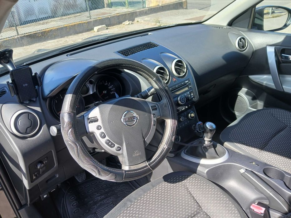 Nissan Qashqai 1.5 dCi 106 cv | Distribuição + bomba de água recentes | Pneus novos