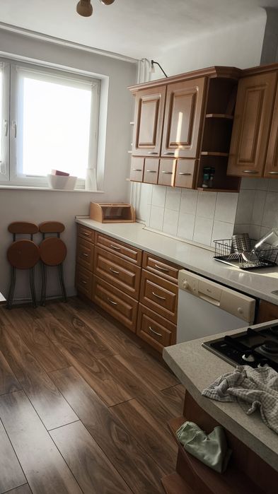 Wynajmę mieszkanie 40m, 3pietro, 2 pokoje, kuchnia