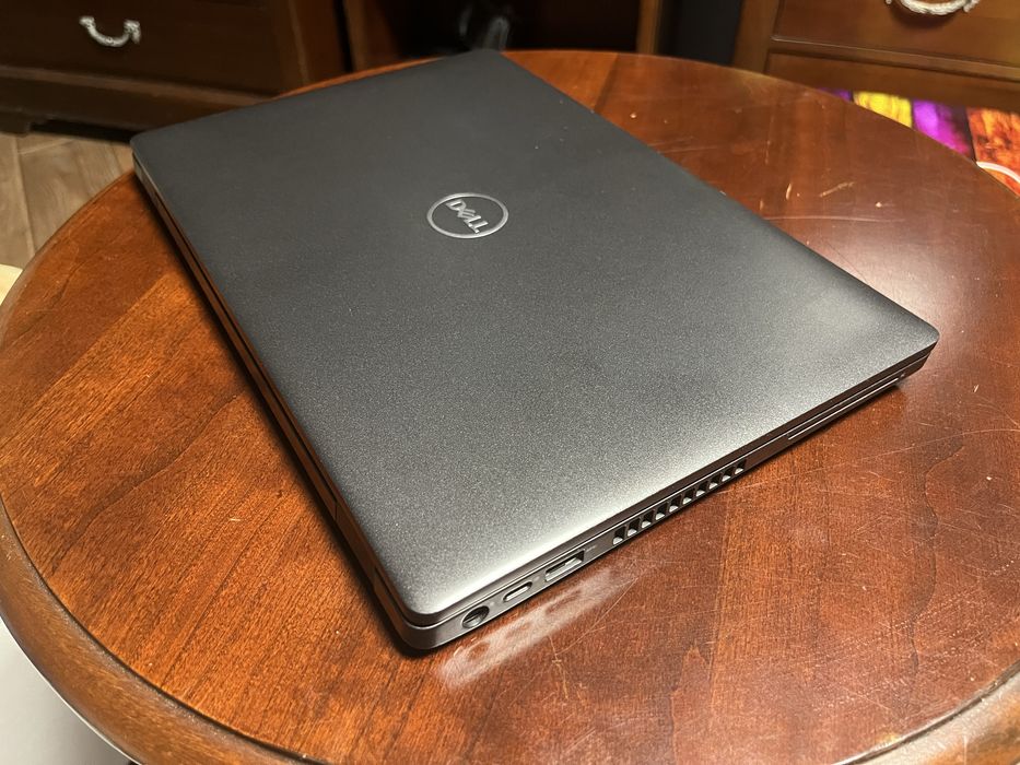 Ноутбук DELL Latitude 5400