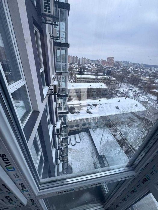 Продам 1 кім. квартиру без ремонту, ЖК 4U, метро Академмістечко