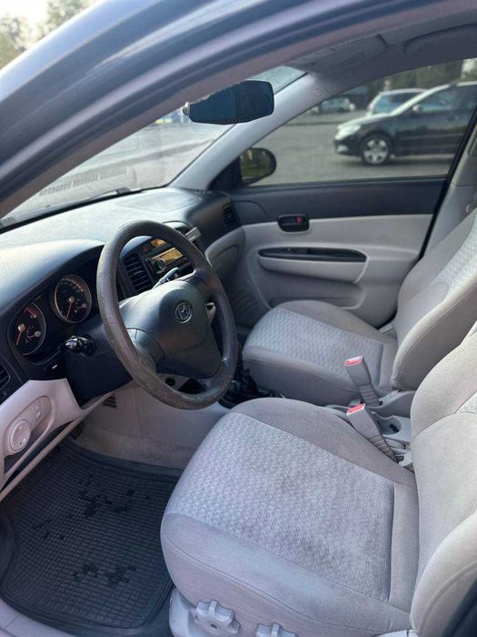 Hyundai Accent 2008 року