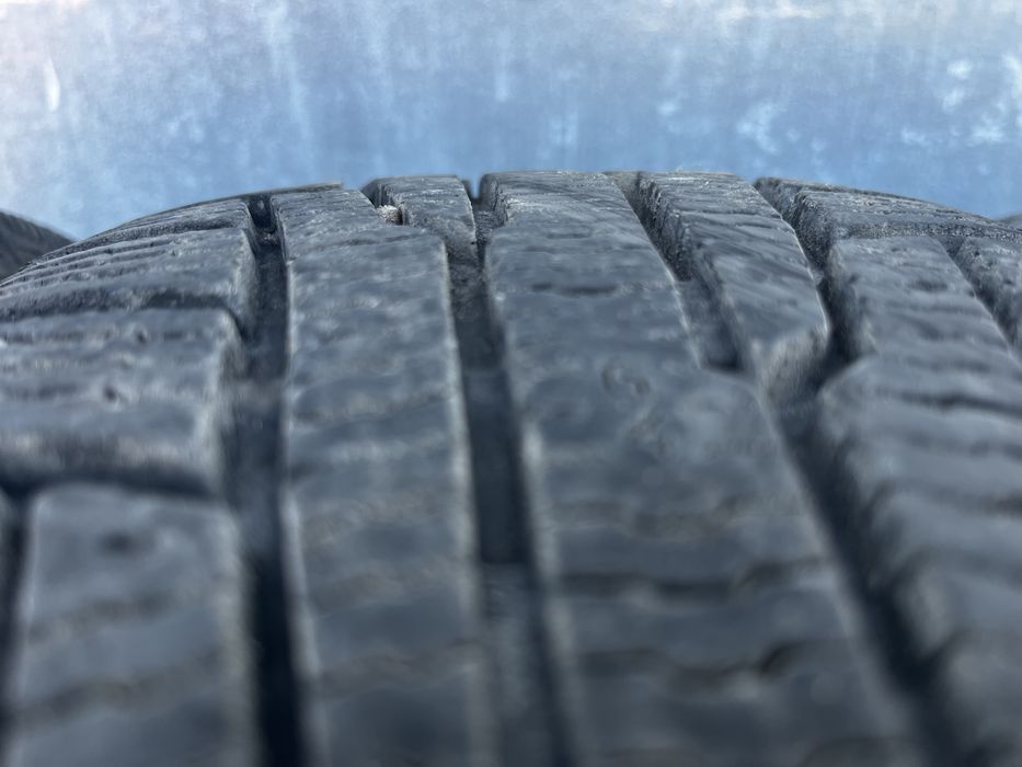 Продам зимові шини Nokian 195/65 R15