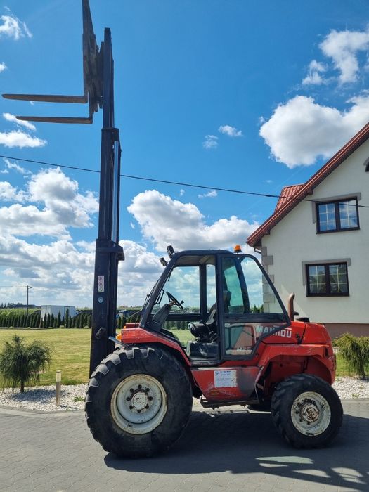 Manitou M26-4 maszt triplex 5.4m Wózek Widłowy Terenowy 4x4