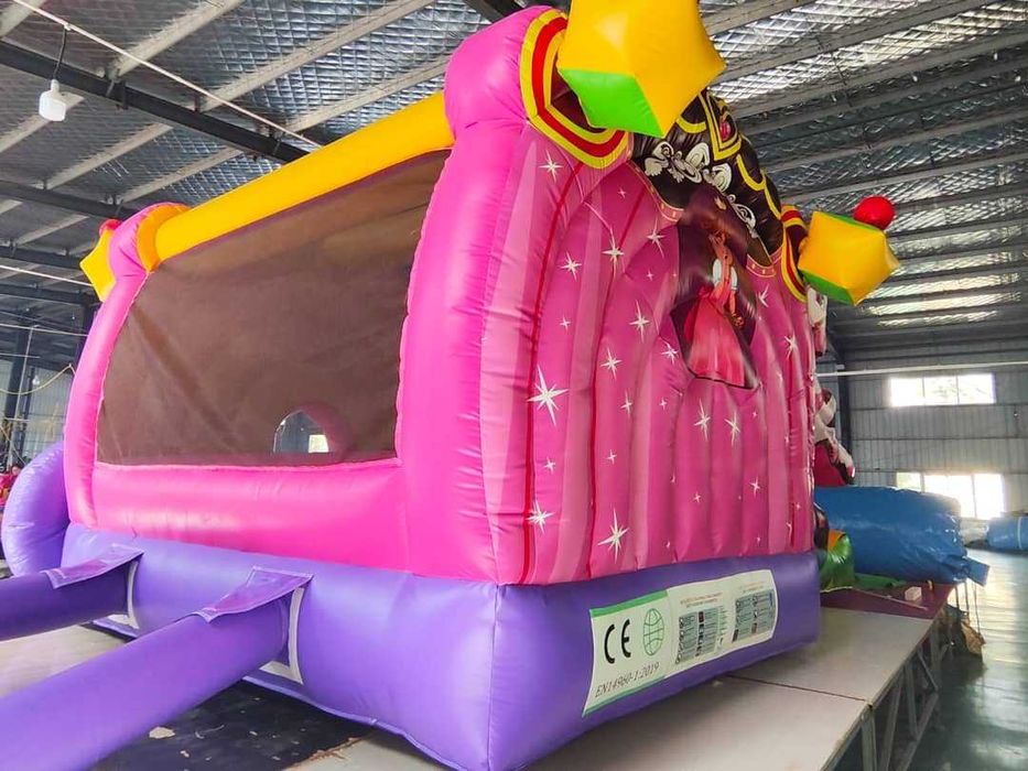 Insuflável Carrossel das Princesas! (novo)