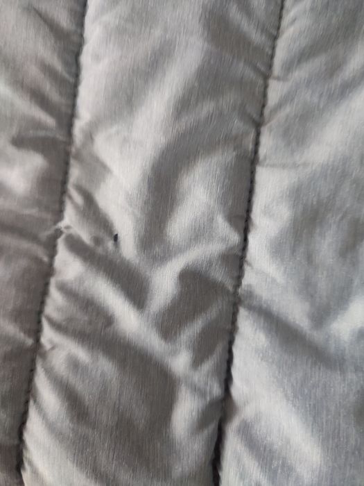 Kurtka 4F pikowana puchowa na wiosnę i jesień