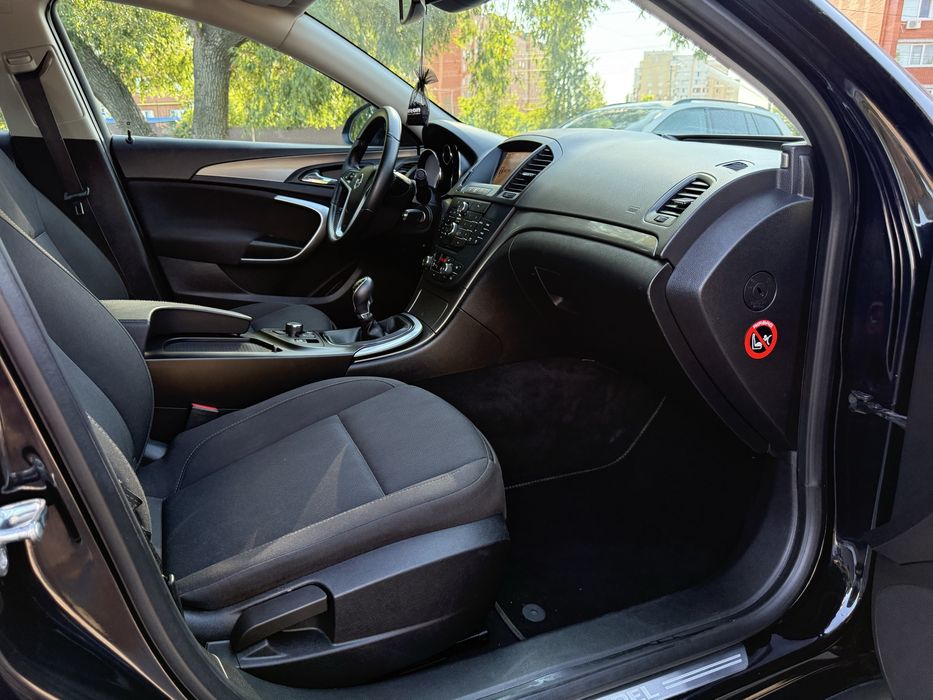 Opel Insignia з Німеччини Розмитнена
