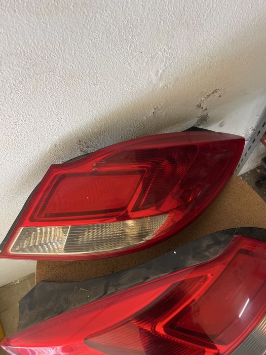 Farolim traseiro Opel Insignia