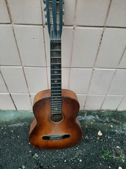 Семиструнная гитара