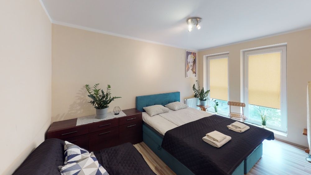 Duży apartament 800m od Rynku (3pokoje/75m2) od150zł /max 10 osób