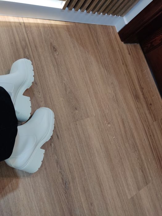 Kalosze koloru  ecru