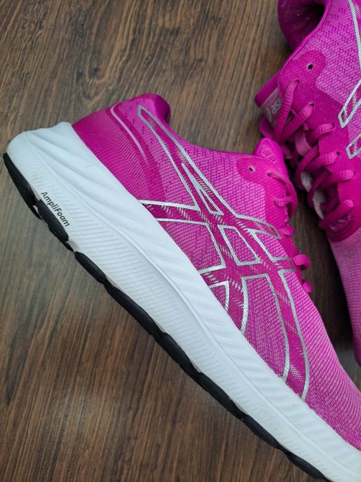 Asics gel-excite 40р-41р жіночі бігові кросівки/nike кросовки 40р/