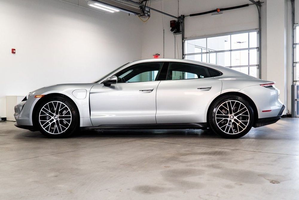 2022 Porsche Taycan RWD з ПДВ
