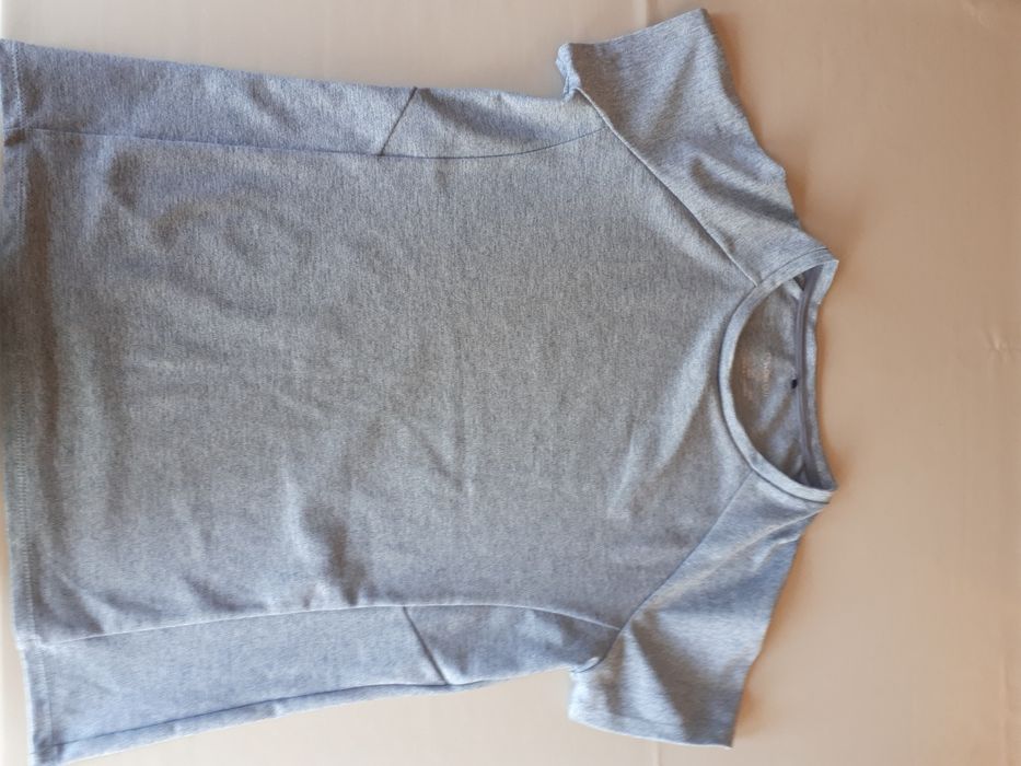 T-shirts  como novas
T 38/40
T