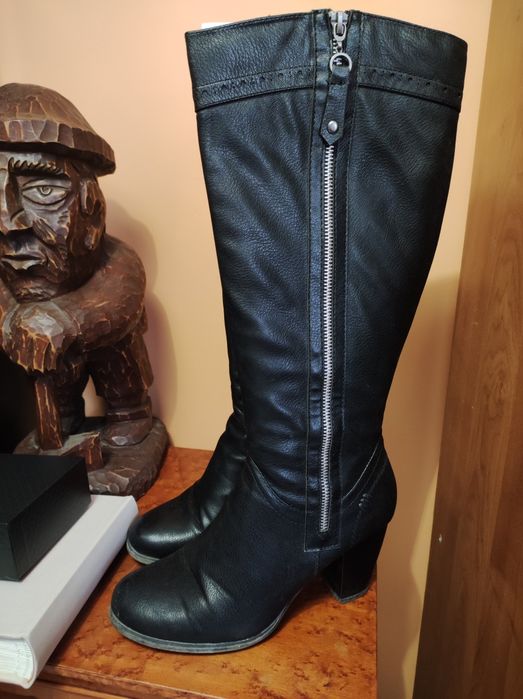 Kozaki damskie na obcasie