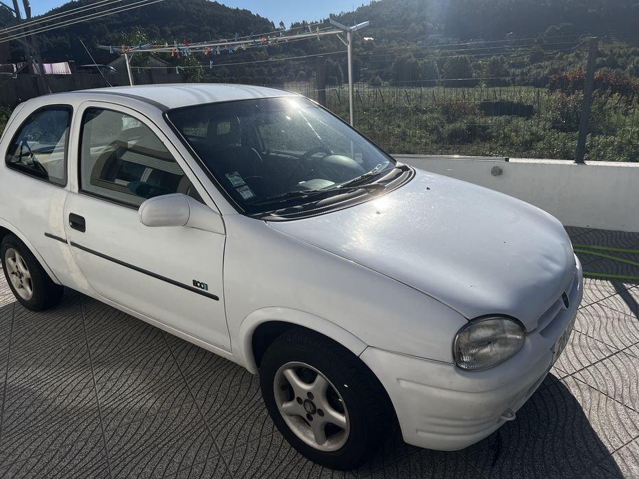 Opel Corsa B gasolina