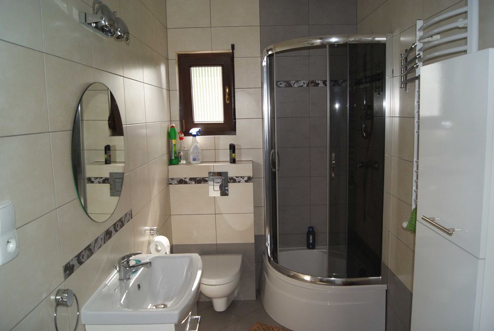 Wynajmę mieszkanie dla pracowników.