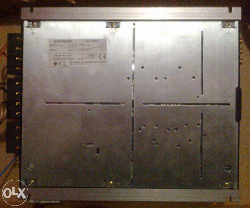 Amplificador Auto Pioneer Class A GM-X904 600w