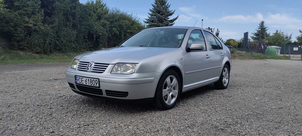 Volkswagen BORA - BORUSIA - BORÓWECZKA 1,9 TDI - prywatnie
