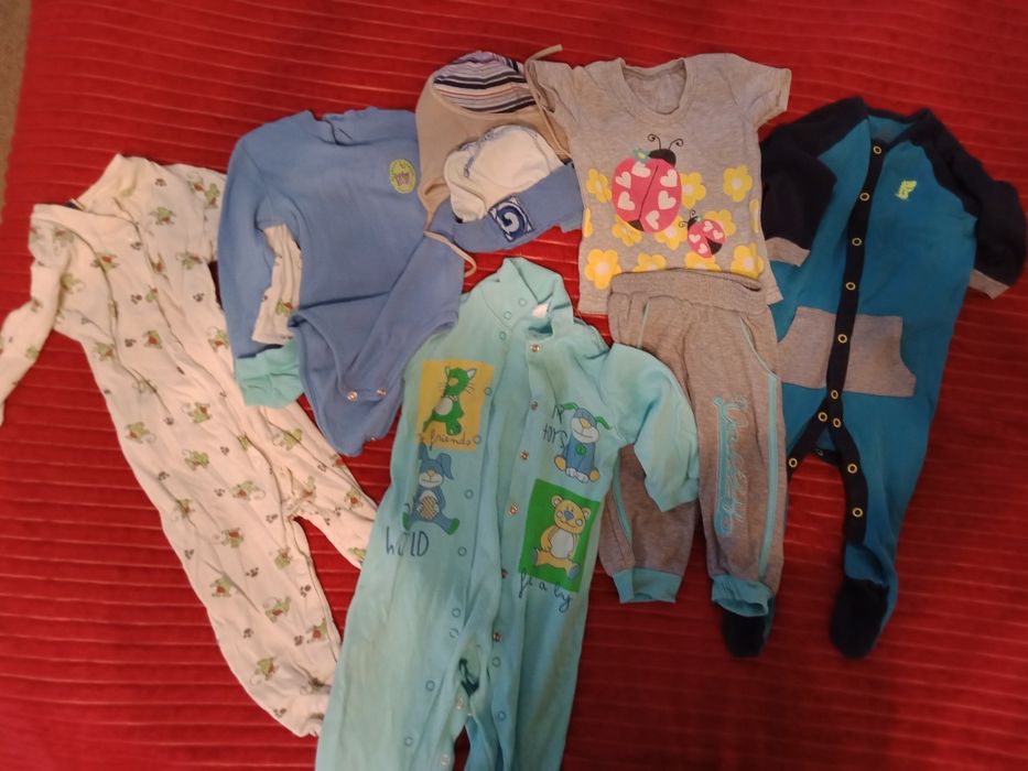 Пакет вещей на 6-9мес.