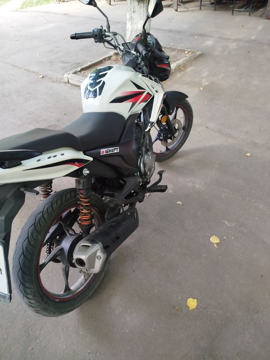 Продам мотоцикл Loncin cr1 150