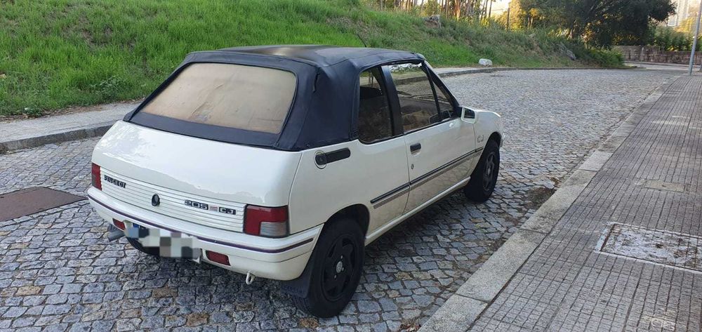 Peugeot 205 CJ Cabrio