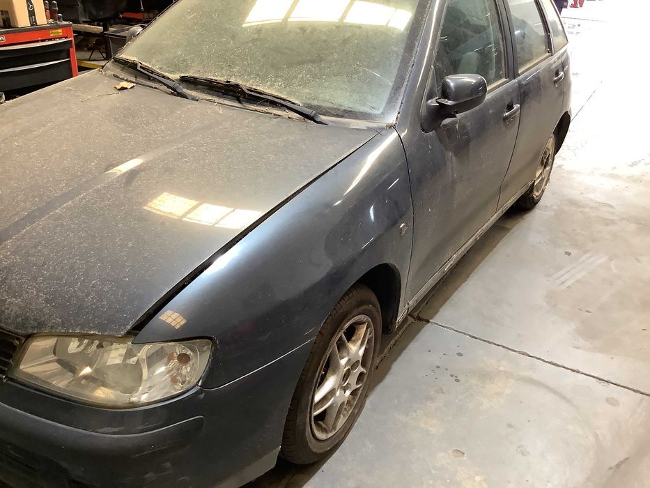 Seat Ibiza 6K2 1.4i 16v - Para peças
