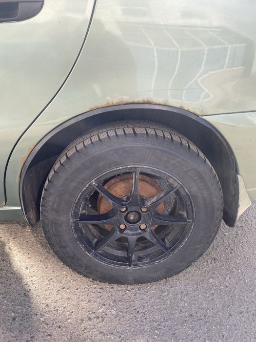 Автомобіль ланос 16