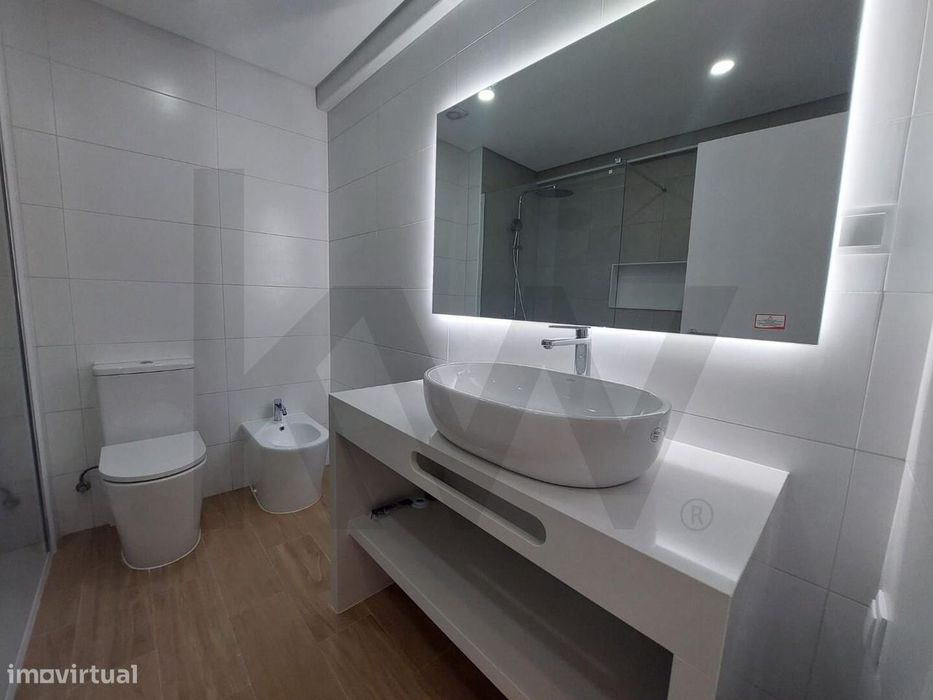 Apartamento T2 Renovado no Centro da Ericeira