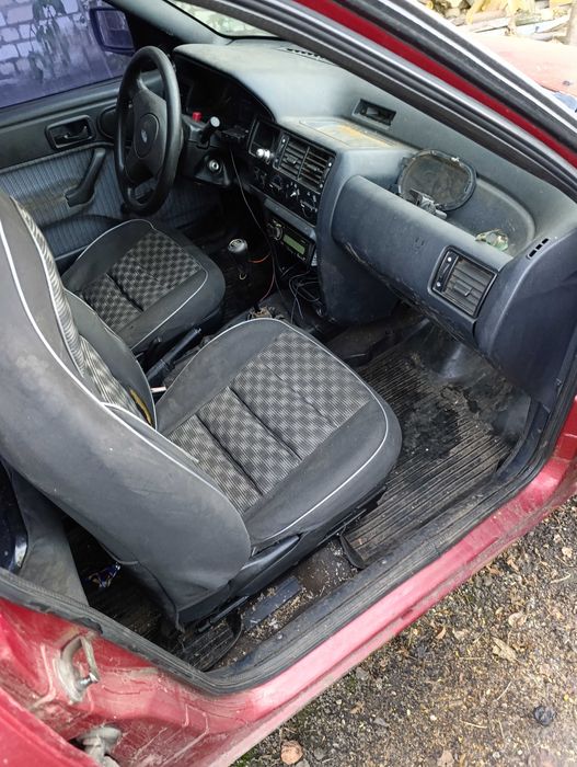 Продам форд ескорт