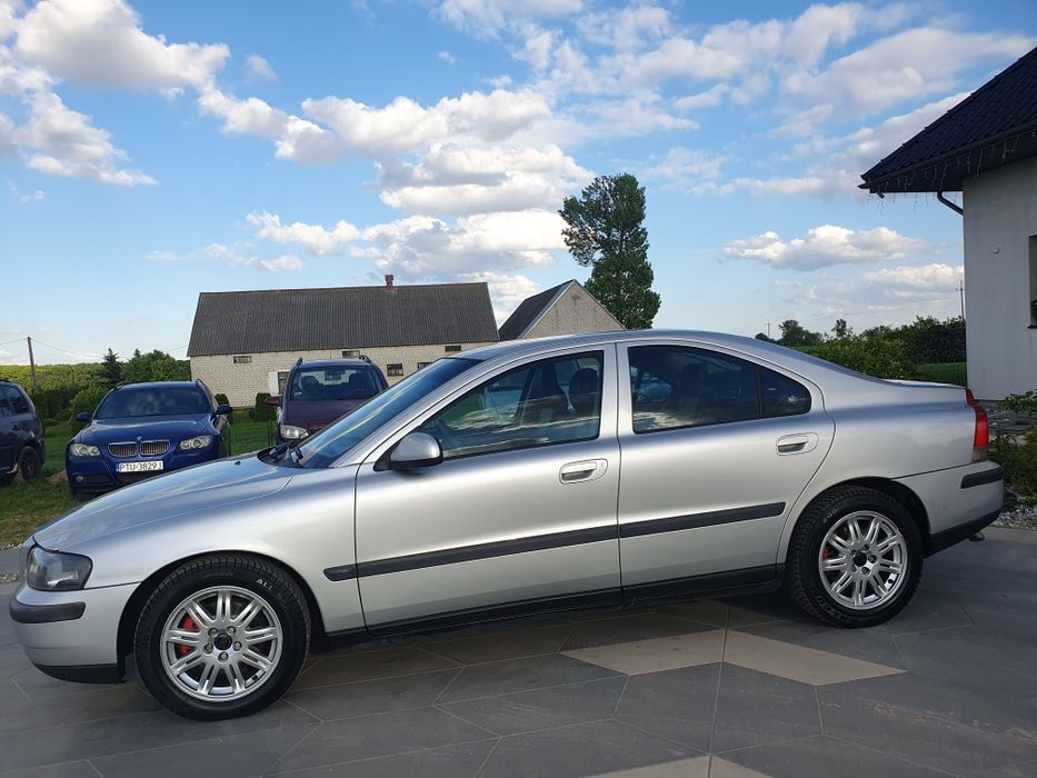 * * VOLVO S60 * * 2002r * * 2.4D * * Automat * * Bardzo Ładny Stan * *