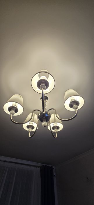 Lampy żyrandole kinkiety komplet