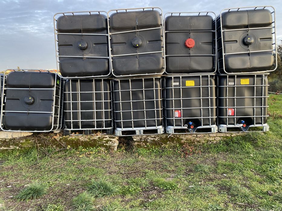 Depósitos, Tanques, Potes, Cubas, IBC, Etc Capacidade 1.000 litros