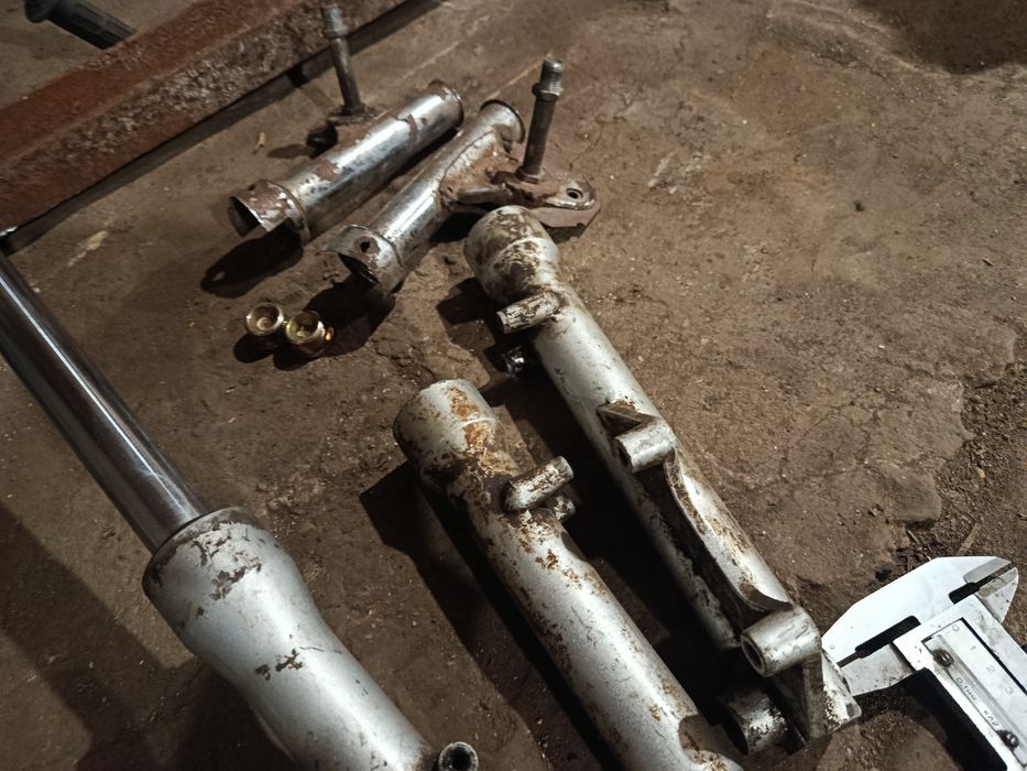 Вилка на мотоцикол