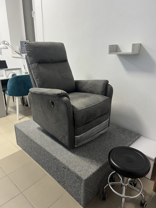 Оренда місць для бровиста, лешмейкера та майстра манікюру/педикюру