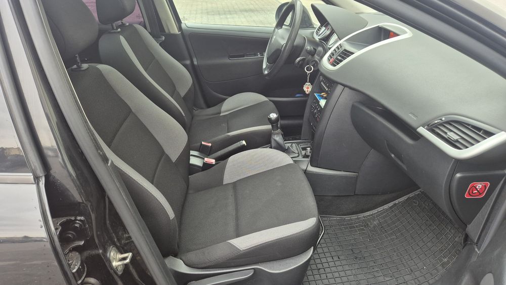 Peugeot 207 SW 1.6 HDi | Szklany dach | Sprawny