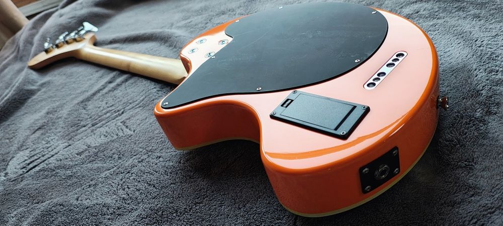 Gitara basowa mini Fernandes