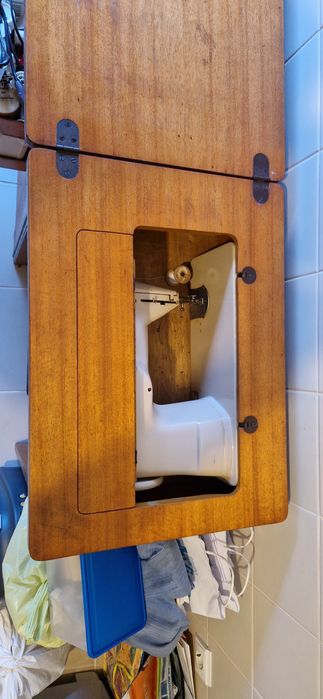 Vendo máquina de coser singer