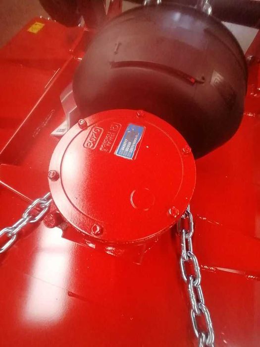 Capinadeira reforçada Corta Mato Florestal - CPR 1600